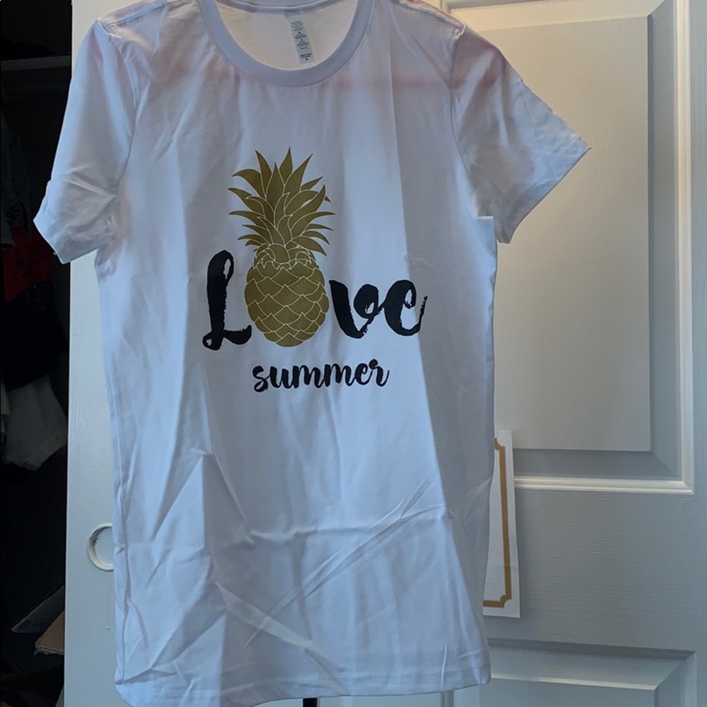 Pineapple shirt